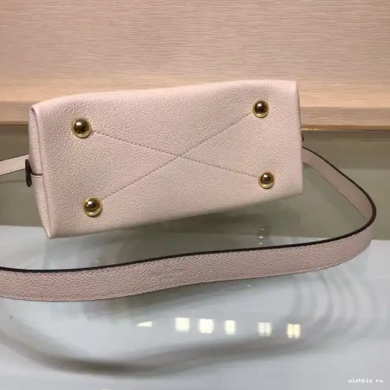 WIS BB NEO PRELAUNCH LOUIS VUITTON EXCHANELUSIVE NEO - ALMA 0511